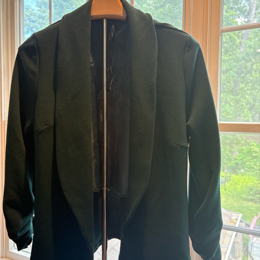 Tailored Dark Green Shawl-Collar Blazer